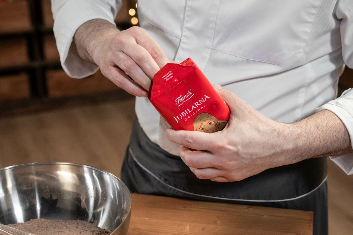 Kuglof od čokolade i kave