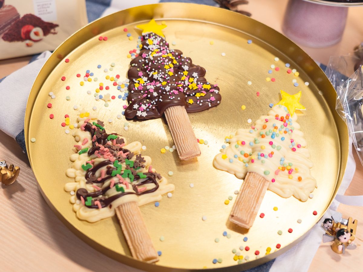 Čokoladne lizalice u obliku borića na hrskavom štapiću - 21