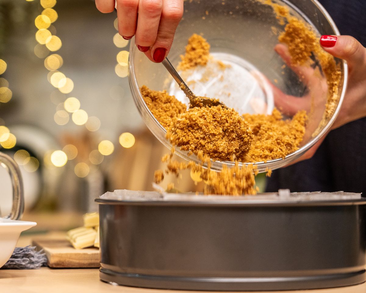 Božićni cheesecake s Plazma mljevenim keksom - 26