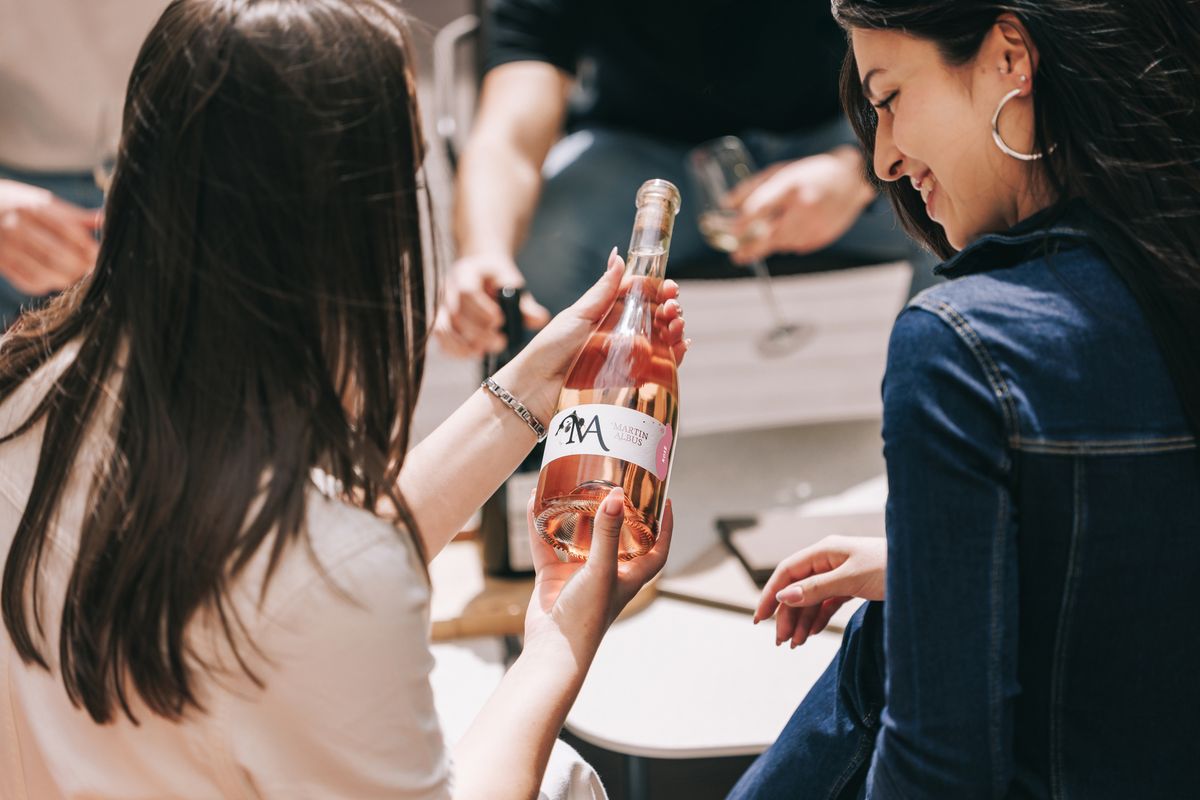 Za svakodnevni užitak i posebne prilike: Čaša slavonskog vina koju ćete poželjeti ponovno natočiti