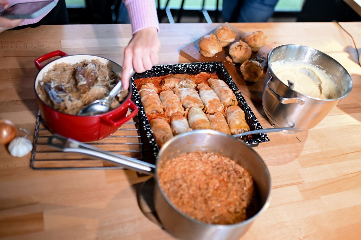 Kuhinja bez kaosa: Upoznajte multifunkcionalnog pomagača koji pravi kruh, kolače i radi sarmu kao profesionalac