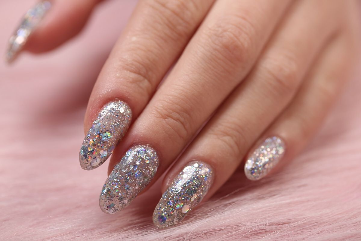 Svjetlucave manikure