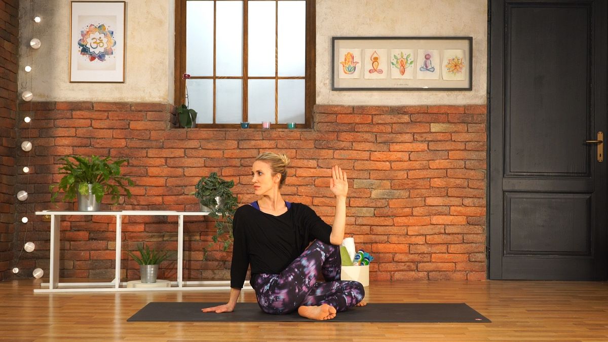Ardha Matsyendrasana – položaj twista