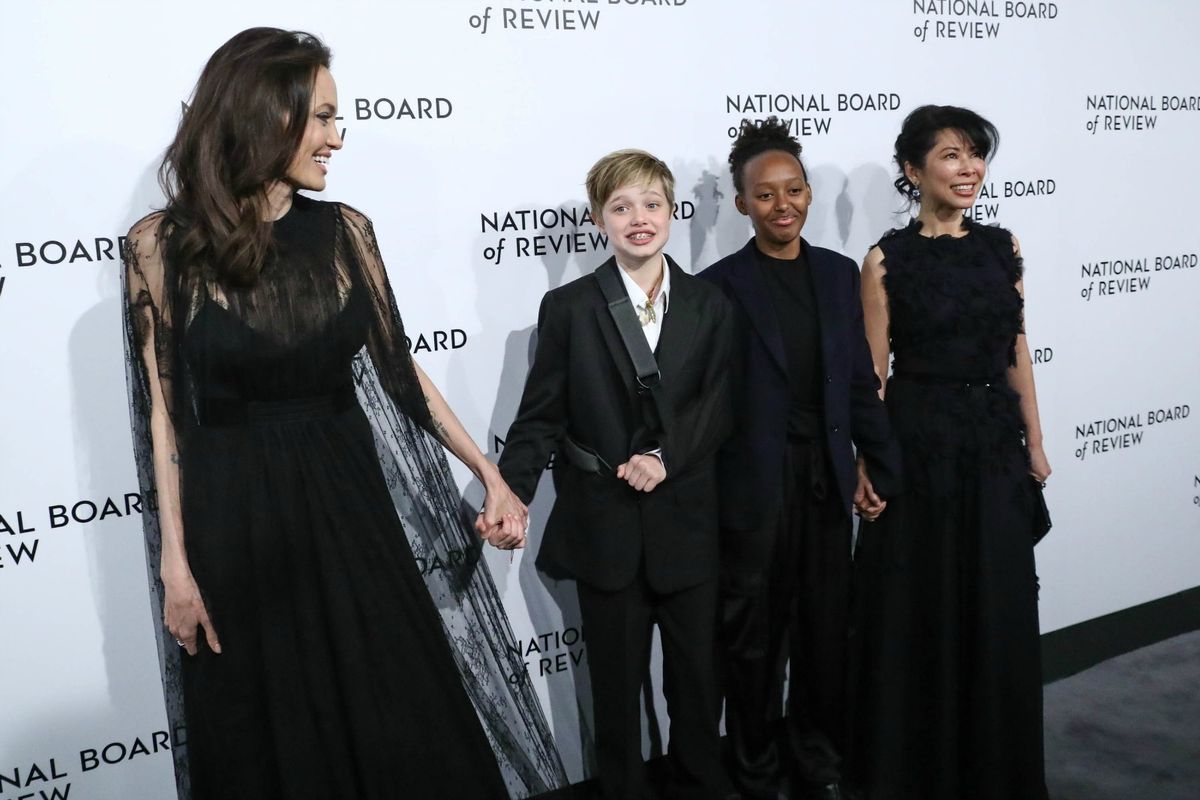 Angelina, Shiloh i Zahara na gala večeri - 5