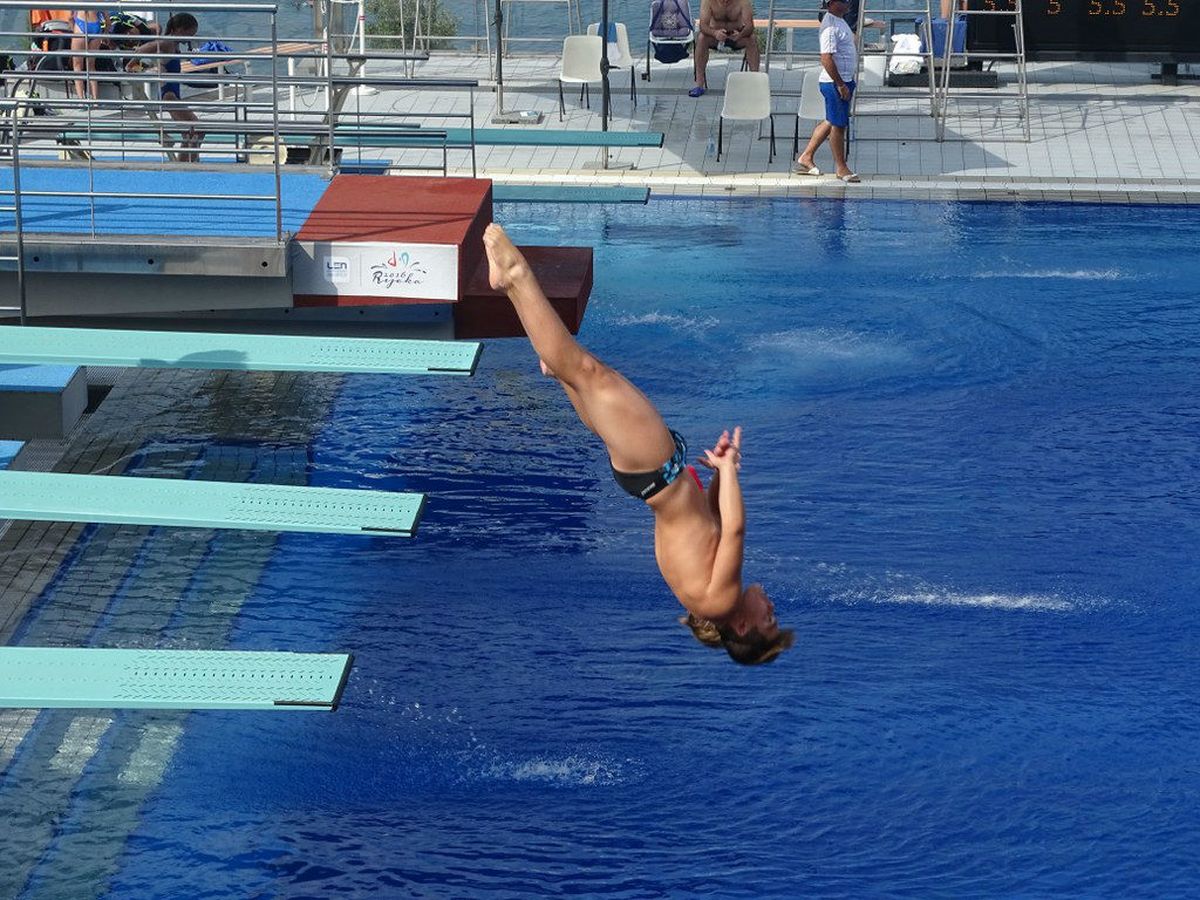 David Ledinski ima 13 godina i trenira skokove u vodu - 2