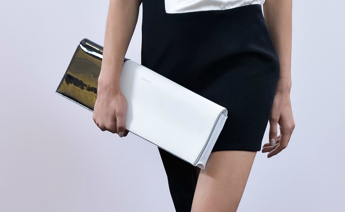 Predimenzionirana pismo-torba modne kuće Guy Laroche