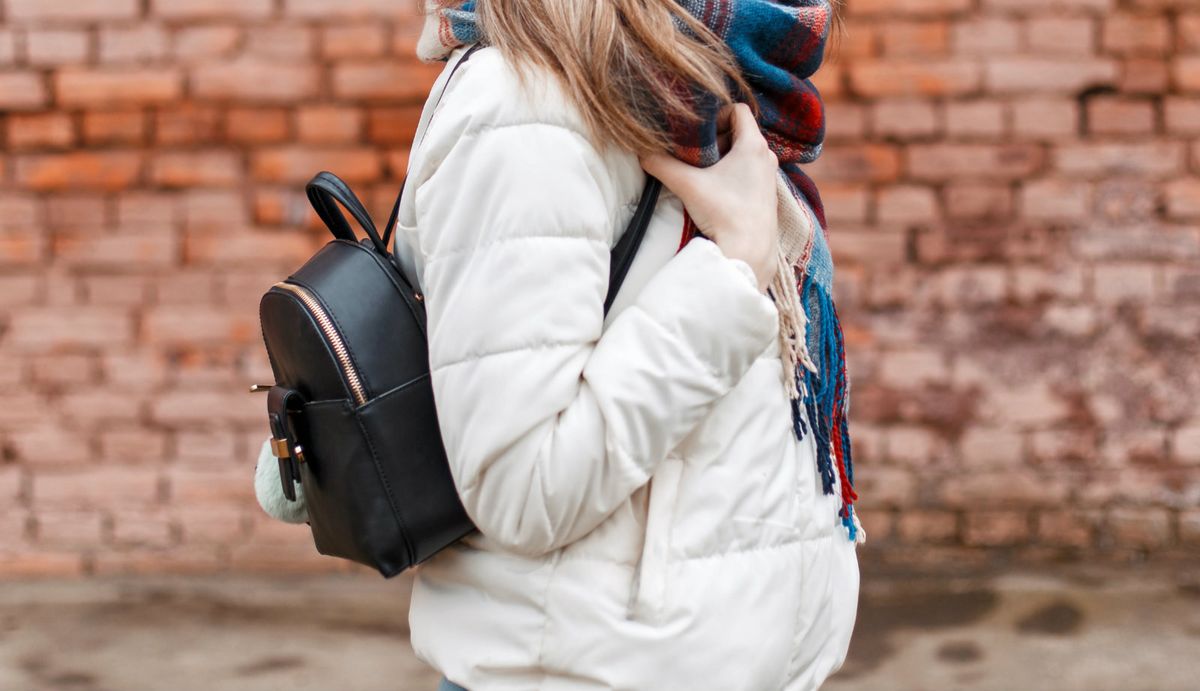 Bijela jakna punjena perjem