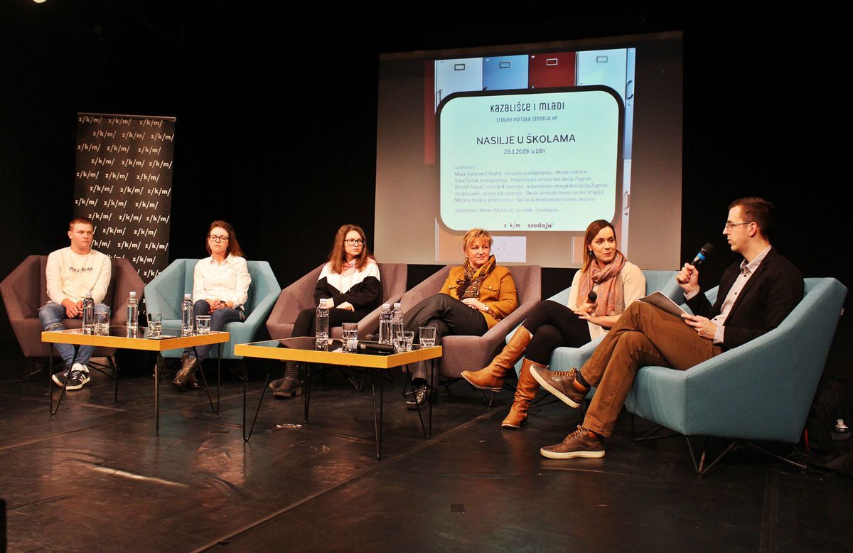 Održana je prva tribina Kazalište i mladi: Nasilje u školama