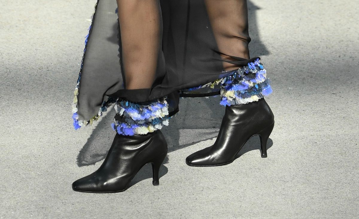 Gležnjače modne kuće Chanel ukrašene šljokicama