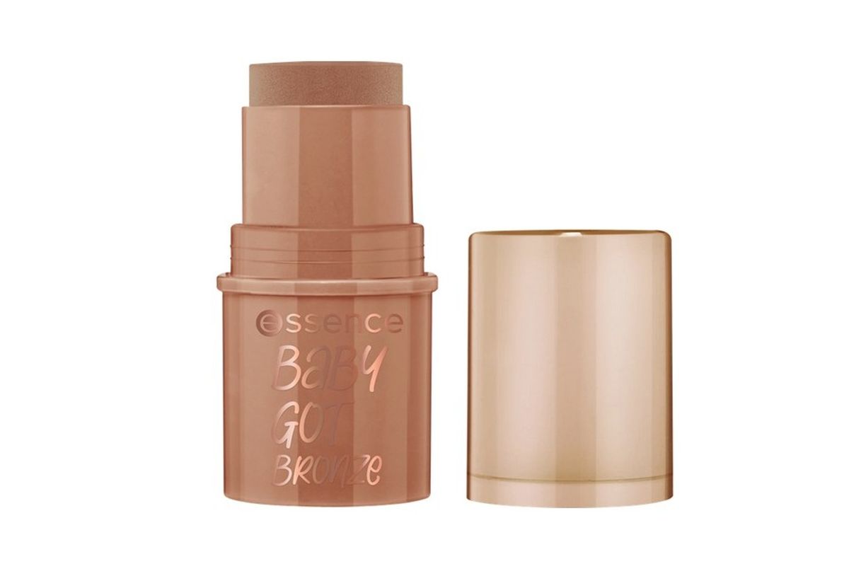 Essence Baby Got Bronze bronzer u stiku, 3,10 eura