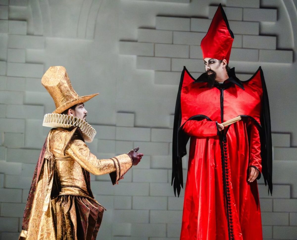 Predstava Cyrano dobitnik je nagrade za najbolju kostimografiju