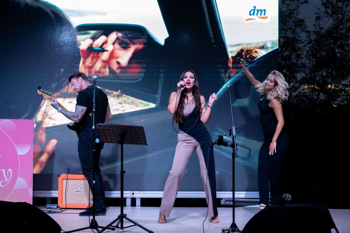 Žanamari je uljepšala event svojim izvedbama