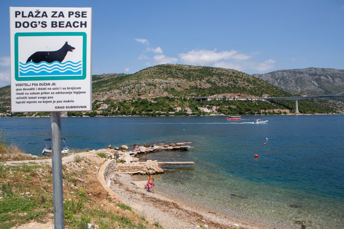 Plaža za pse Mandrač u Dubrovniku