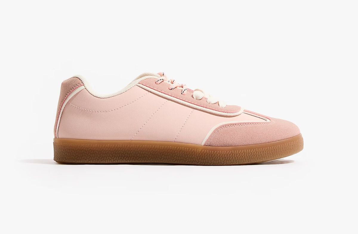 Mohtio tenisice 12,99 eura (prije 24,99 eura)