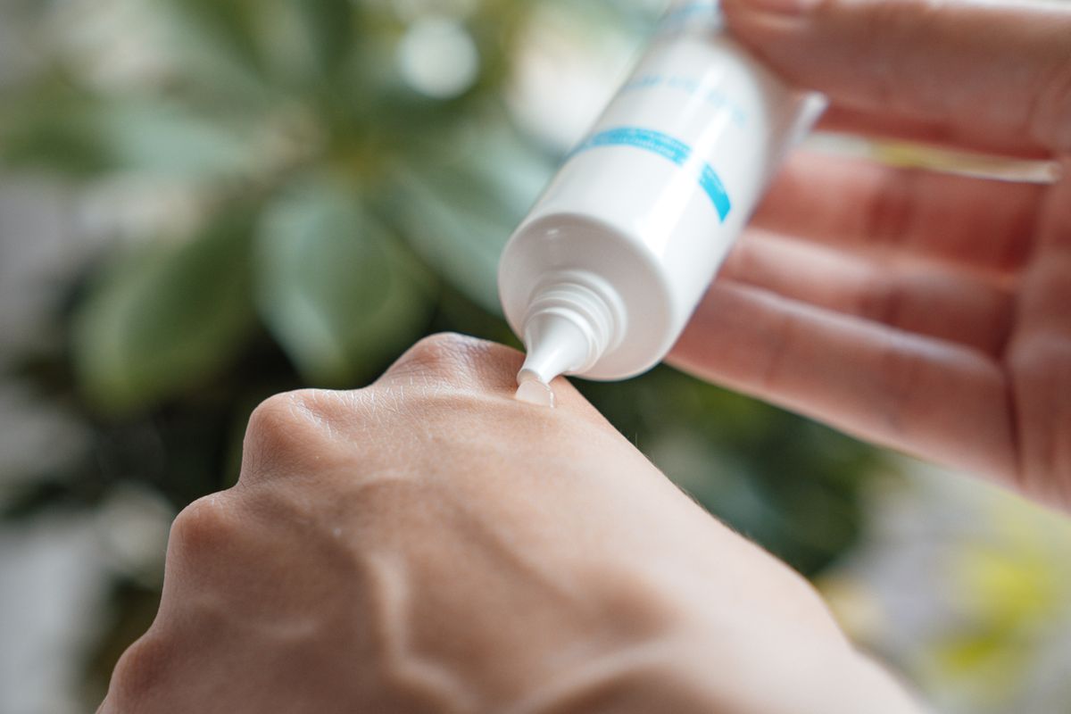 Mixa Hyalurogel Soothing Gel serum