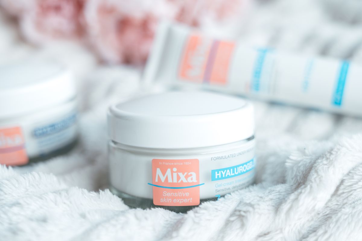 Mixa Hyalurogel Light dnevna krema