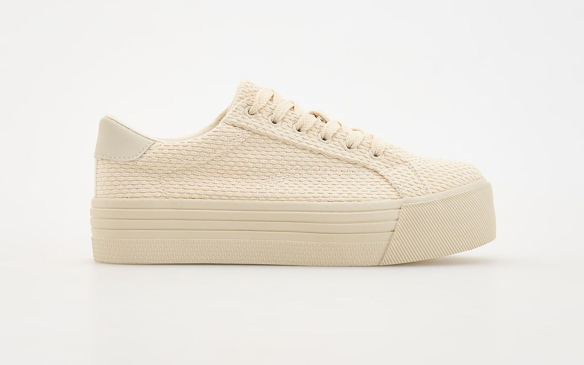 Reserved tenisice, 25,99 eura