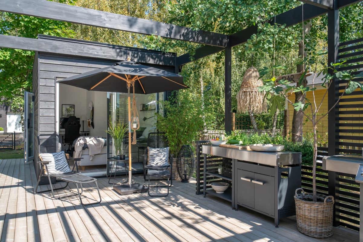 Ljetna kuhinja uvijek izgleda privlačno, zanimljivo i šarmantno - 1