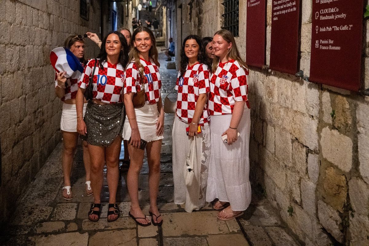 Navijačka izdanja na hrvatskim ulicama