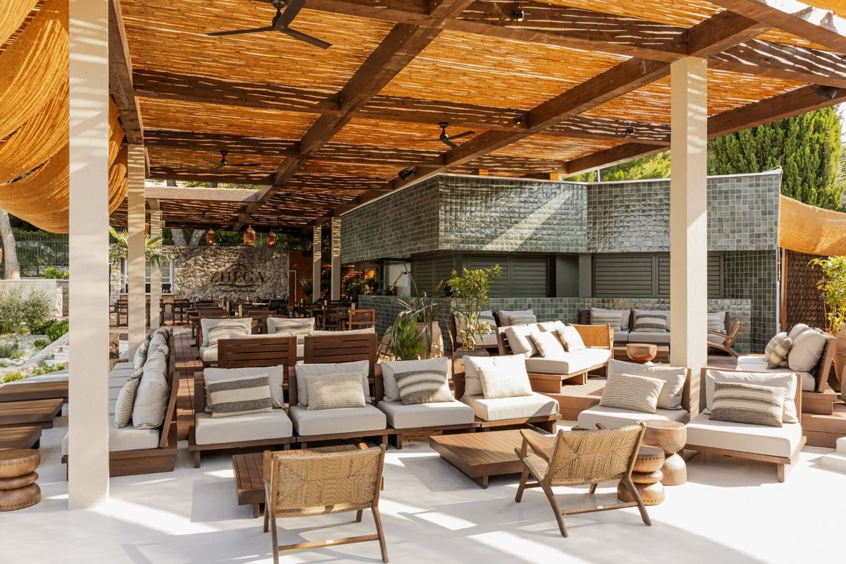 Zhega Beach Club