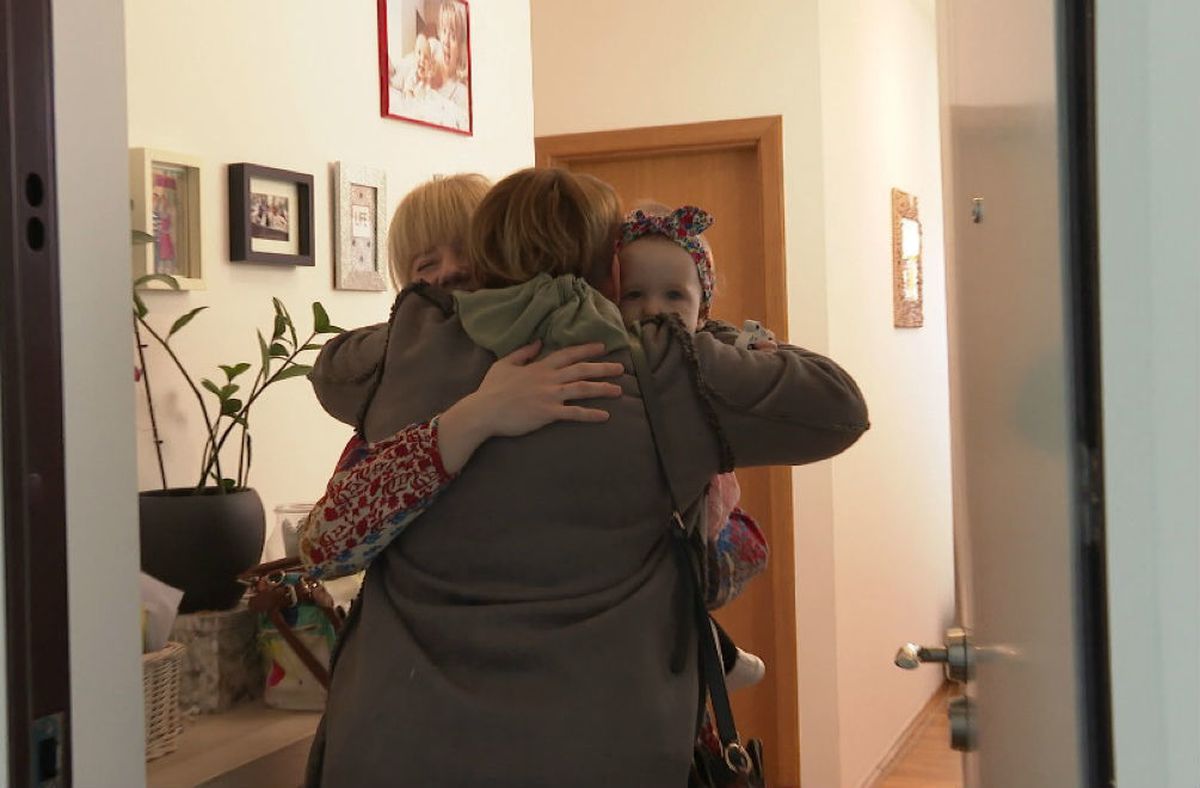 Sve veći broj rodilja doule odlučuje angažirati i u rađaonici