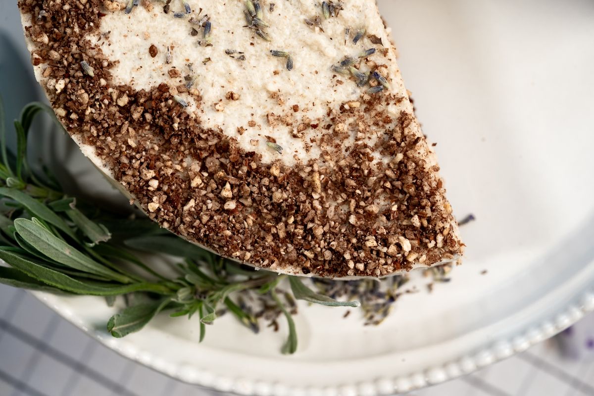 Torta s lavandom