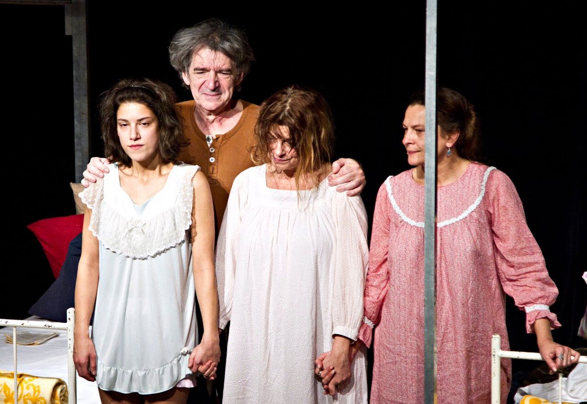 Predstava Dok nas smrt ne razdvoji Mire Furlan