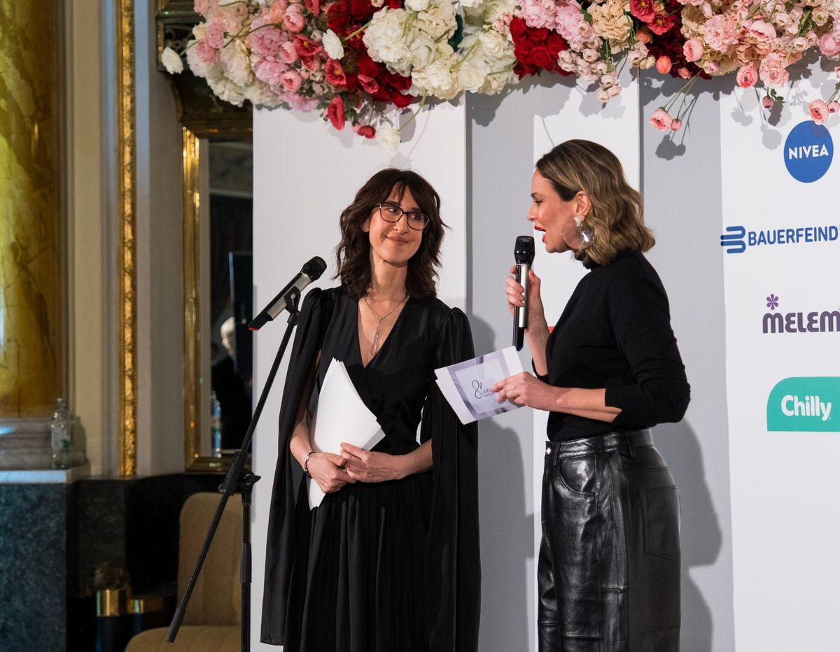 Osam lica, Osam inspiracija