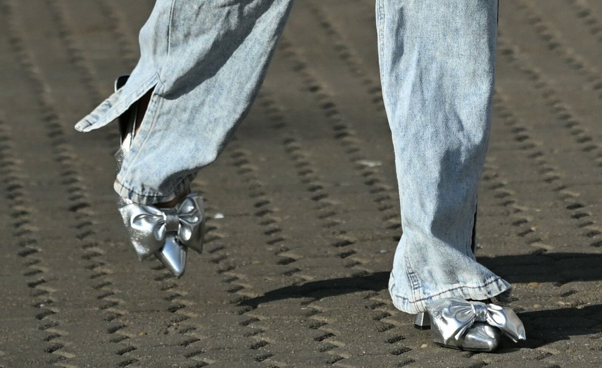 Zagrebačko izdanje u srebrnim štiklama