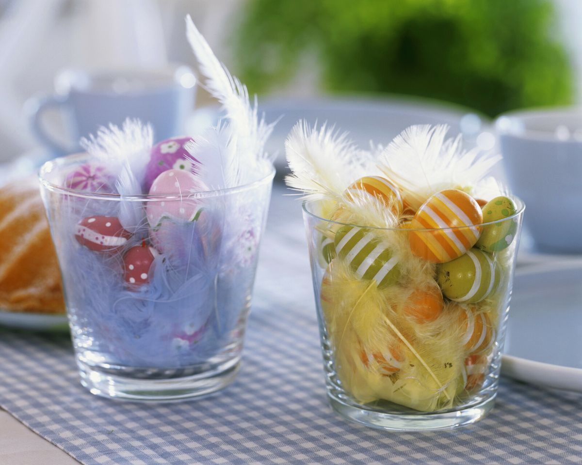 Uskrsne dekoracije s perjem - 1