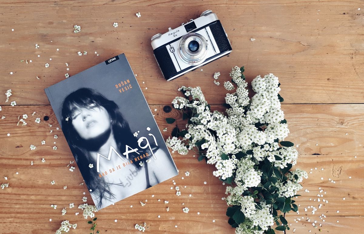 \'Magi: Kao da je bila nekad\', biografija klavijaturistice beogradske glazbene skupine Ekaterina Velika