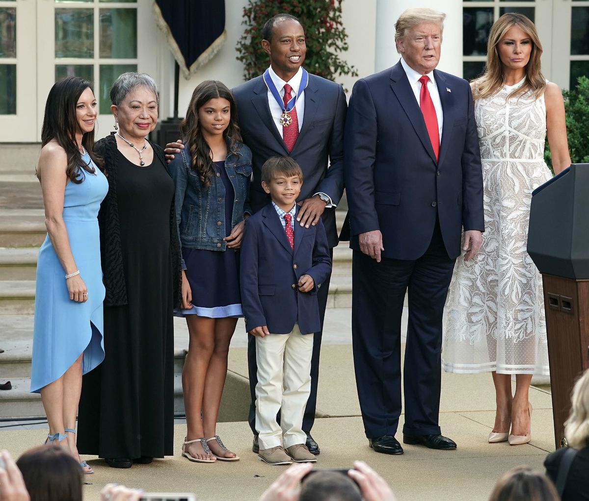 Melania Trump u \'goloj\' haljini modne kuće Elie Saab - 5