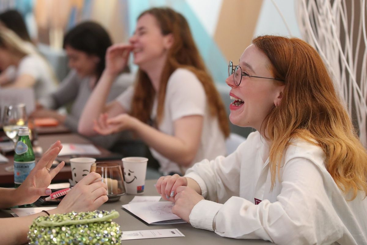 Female Speed Friending