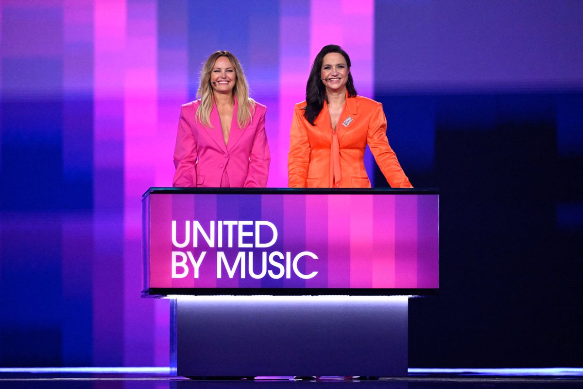 Malin Åkerman i Petra Mede vodile su prvu polufinalnu večer Eurosonga - 8