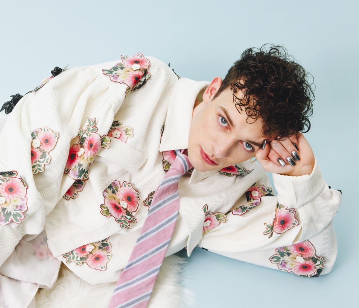 Rado nosi i cvjetne uzorke