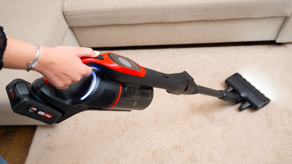 Prsten MicroClean osvijetljen plavom bojom označava da su podovi zaista čisti