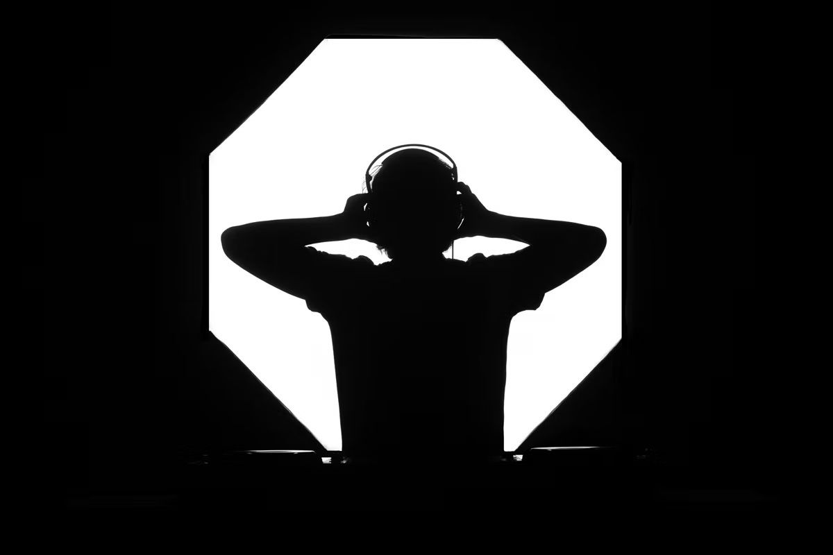 DJ4U