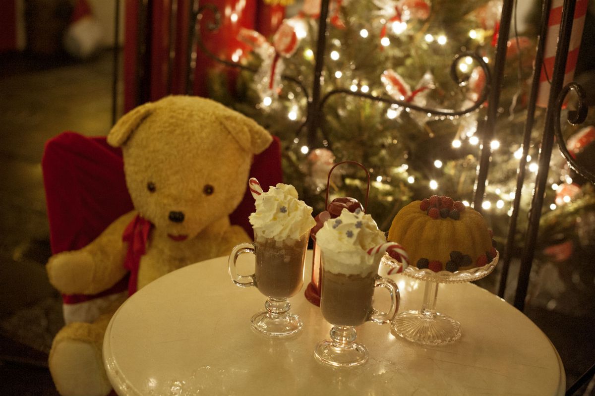 Božićna bajka u caffe baru Finjak - 9