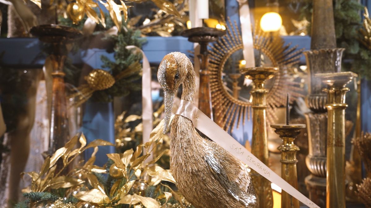 Saša Šekoranja i ove godine uredio je izlog svog cvjetnog atelijera u božićnom duhu - 14