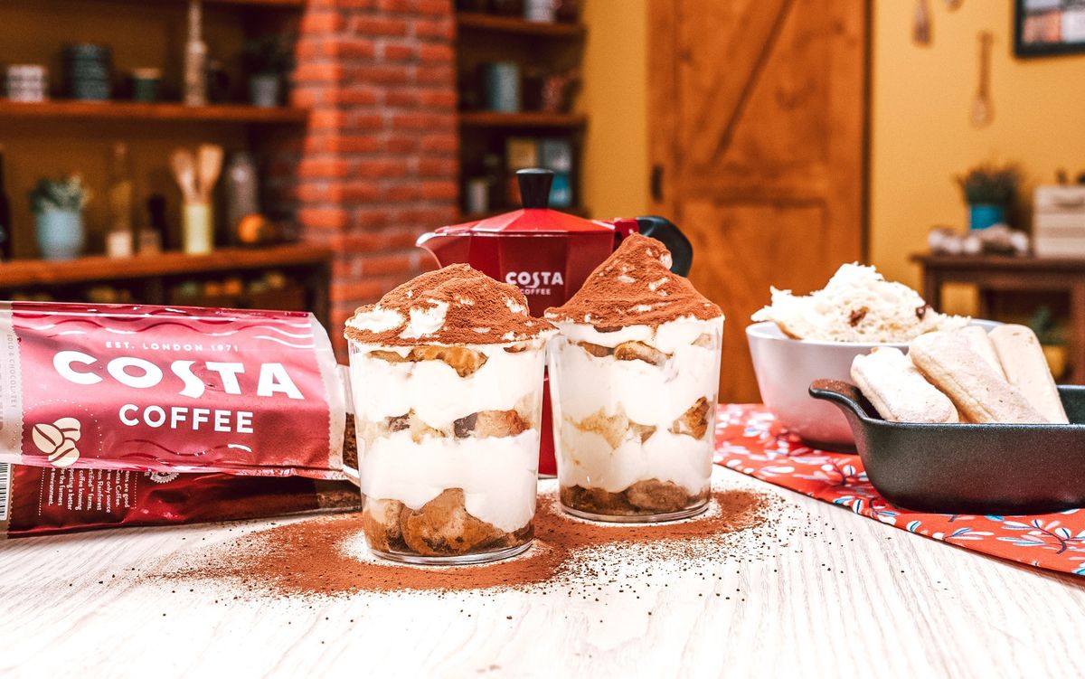 Zimski tiramisu s koricom naranče, panattoneom i Costa Coffee s čokoladnom aromom - 1