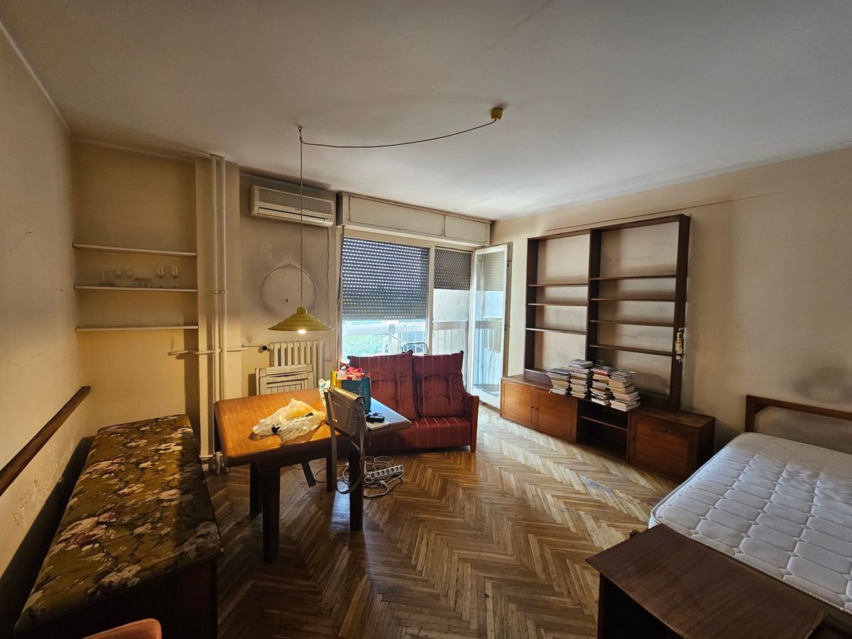 Stan od 27 kvadrata iz Beograda