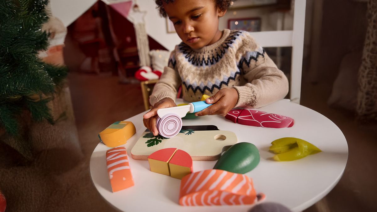 Drvo pruža realniji i topliji osjećaj u rukama