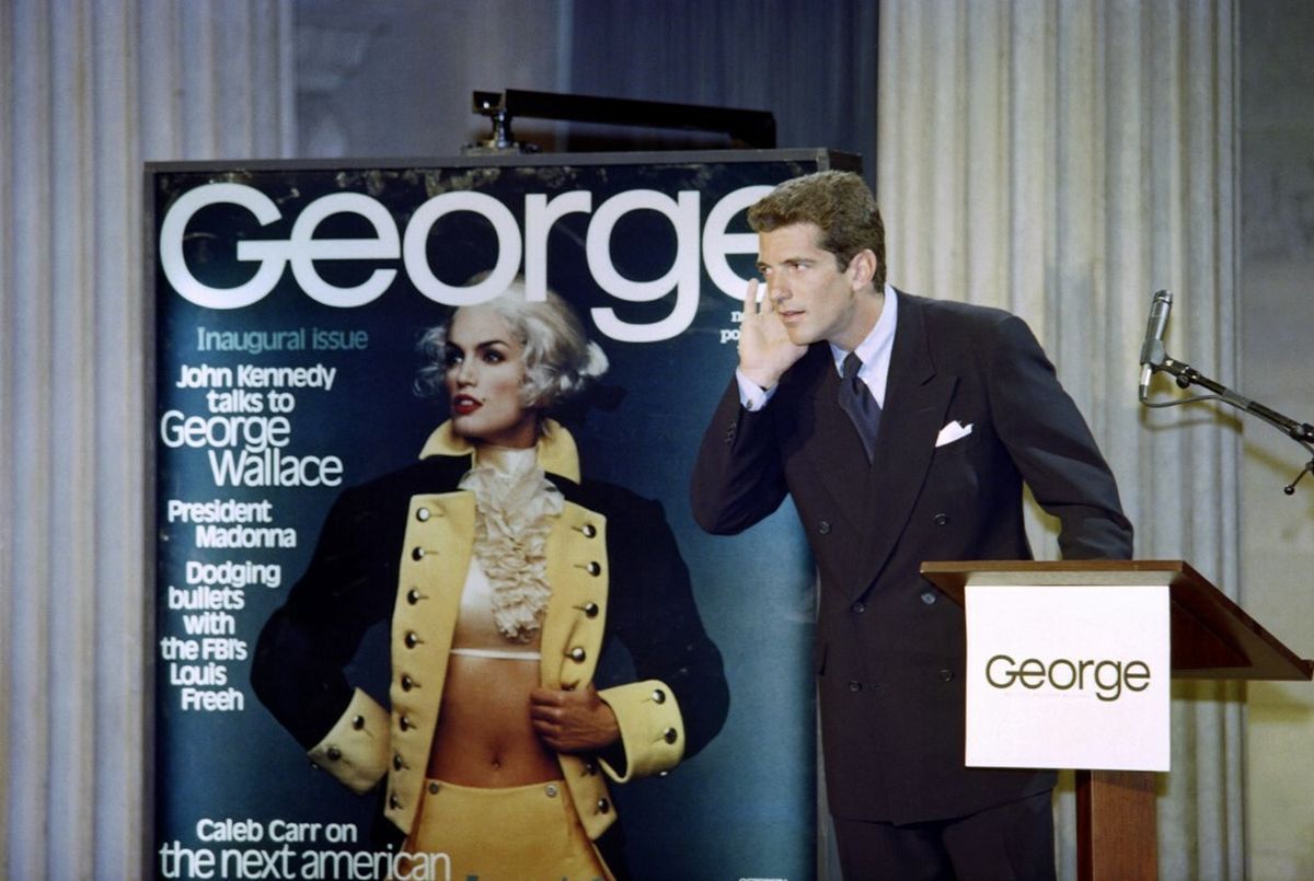 John F. Kennedy Jr. na predstavljanju svog magazina George