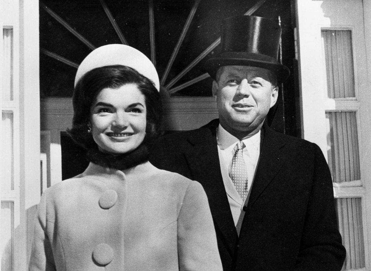 Pillbox kapa neraskidivo je vezana uz Jackie Kennedy