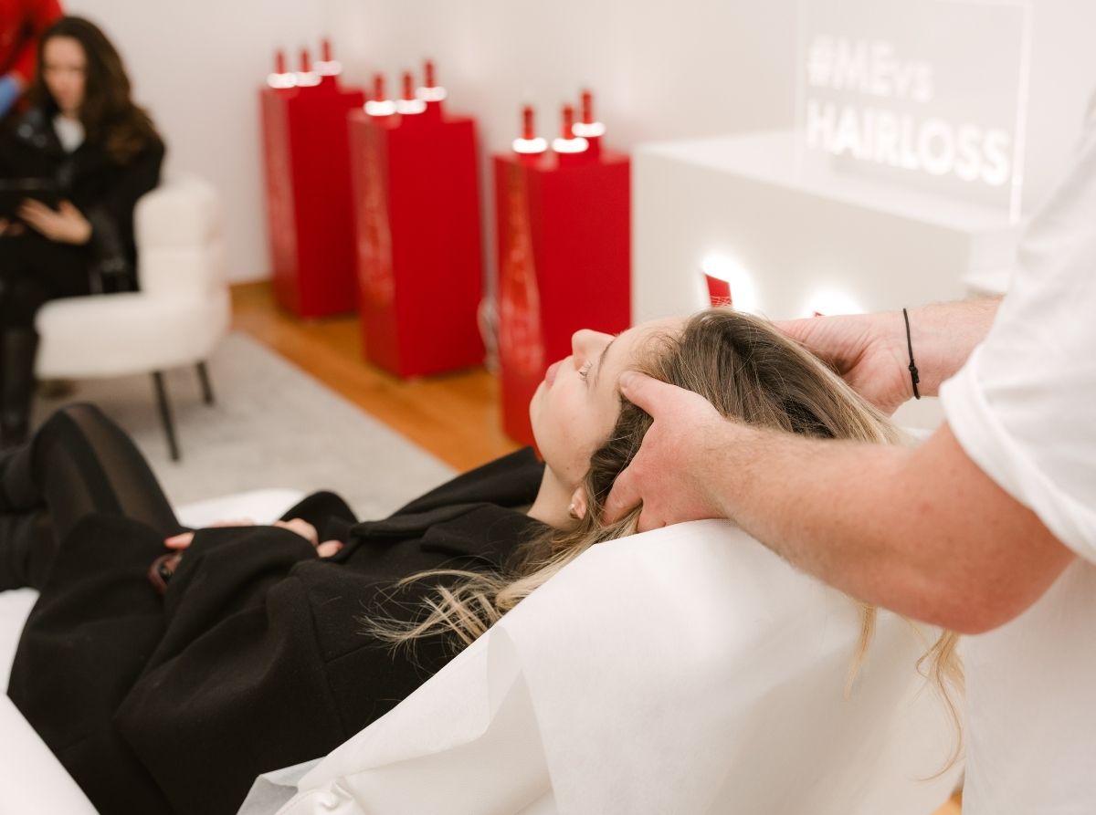 Predstavljen Vichy DERCOS Aminexil Clinical R. E. G. E. N. Booster