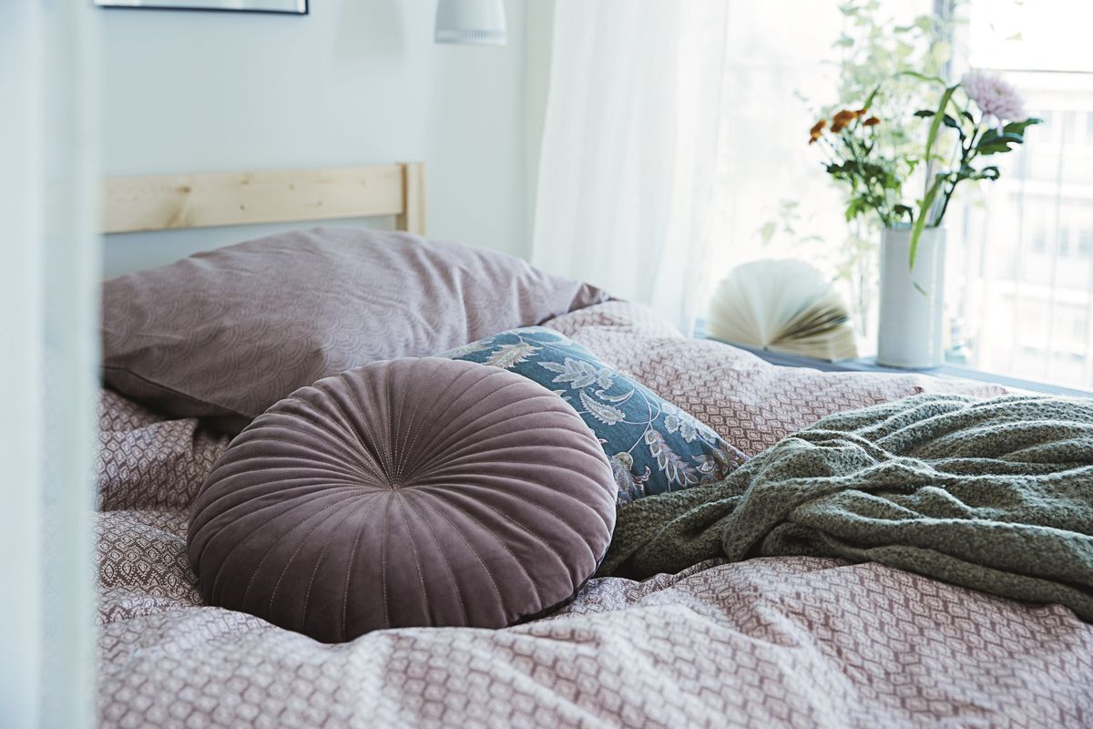 Okrugli baršunasti jastučić - UJ KUGLEASK ružičasta 79,95 kn