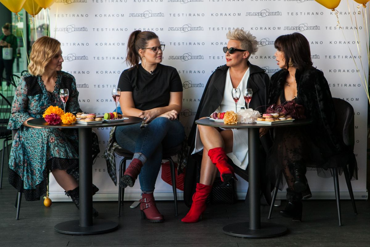 Planet obuća revija