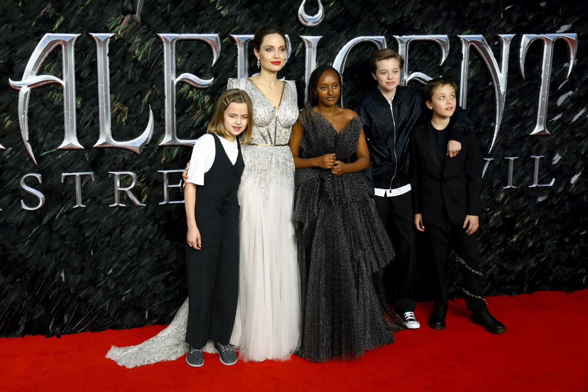 Angelina Jolie s djecom - 4