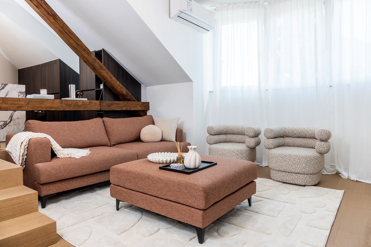 Drvene grede bile su godinama skrivene u zidovima, a danas u zaštitni znak ovoga stana