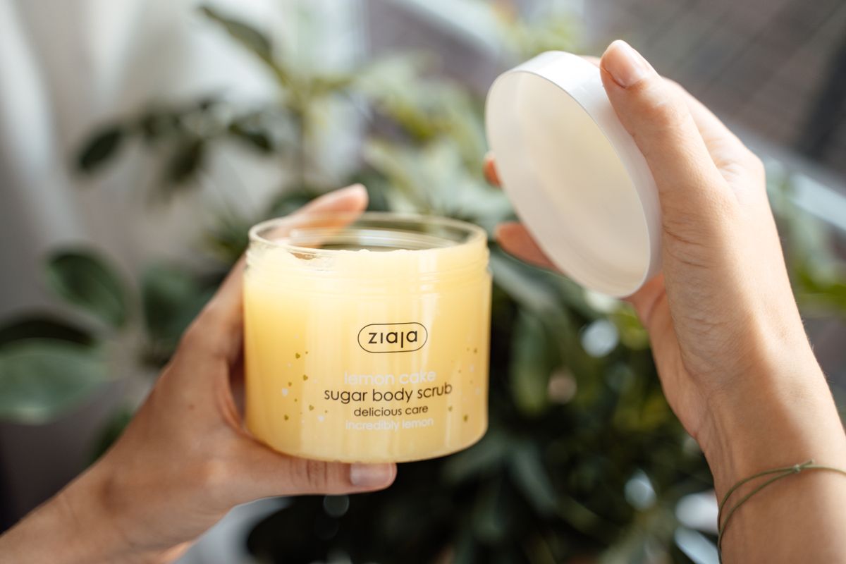 Ziaja lemon cake šećerni piling za tijelo